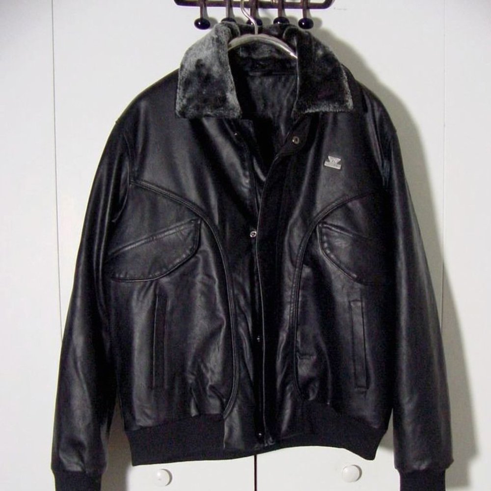 Vtg Emporio & Co. Women's Black Faux Leather Bomber Style Jacket Sz 2XL